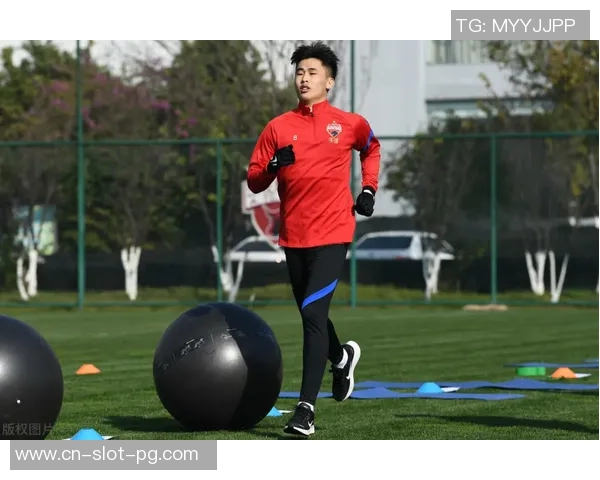 迪拉尔在足球赛场上的精彩表现与未来发展潜力分析